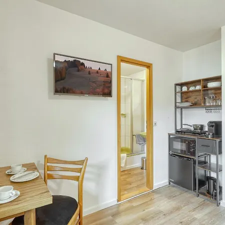 20 Apartment